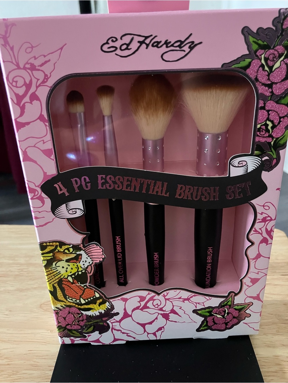 Ed Hardy Pink 4-Piece Essential Makeup Brush Set